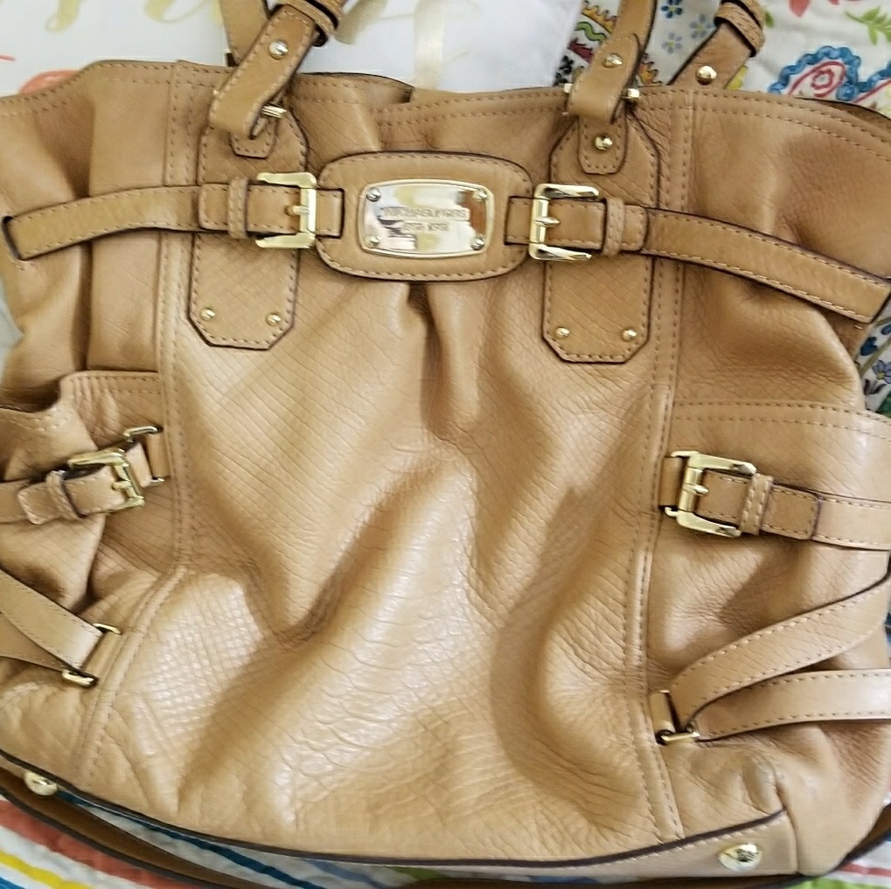 Authentic Leather Micheal Kors Hobo bag